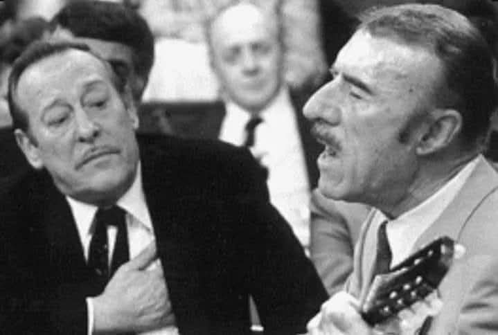El Polaco y Leonel, dos vecinos del barrio de Saavedra.