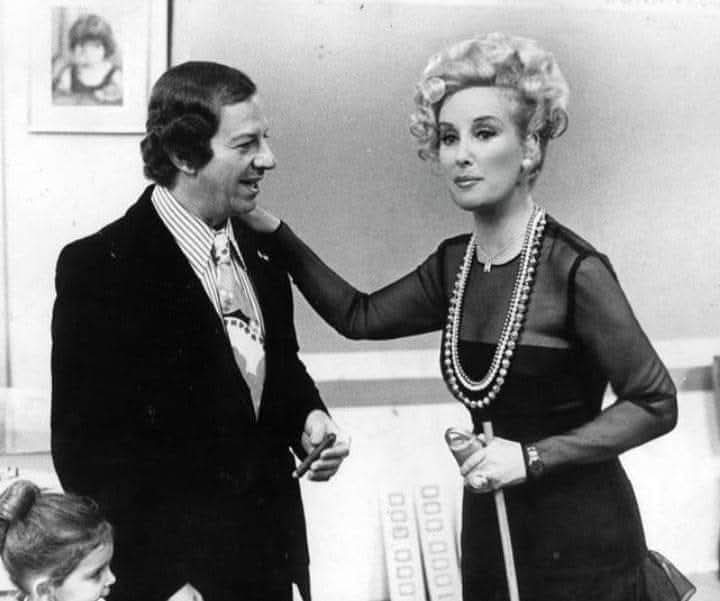 MIRTHA LEGRAND y MARIANO MORES
en "Almorzando con Mirtha Legrand" (1968)