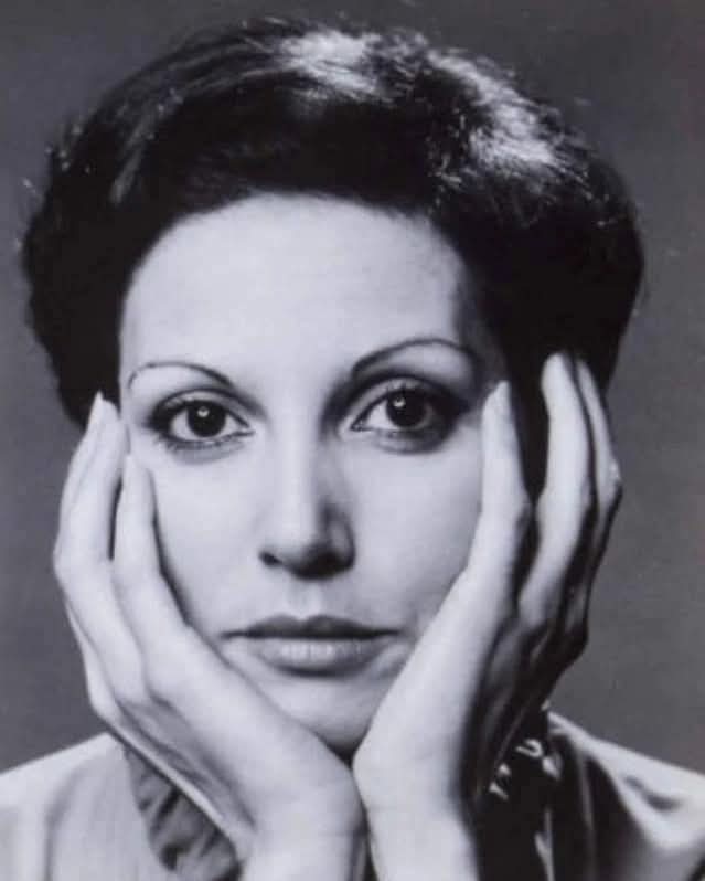 La cantante  y actriz argentina SUSANA RINALDI.