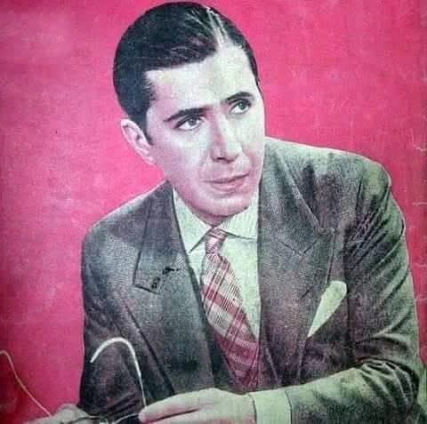 La imagen de Gardel en los cortos dirigidos por Eduardo Morera, lo muestran con una abundancia de kilos fantástica.
FRANCISCO GARCÍA JIMÉNEZ