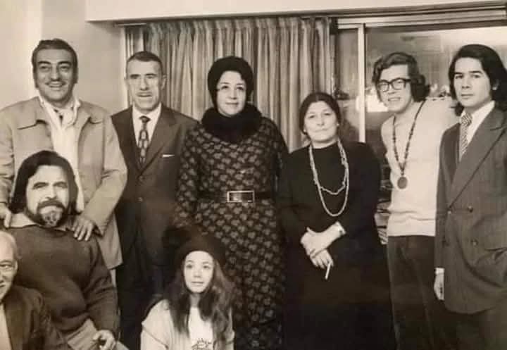 Edmundo Rivero · Mercedes Sosa · Carmen Guzmán · Horacio Guarany — Hace poco Víctor Heredia compartió en su red social una muy buena foto donde expresó “Qué privilegio mi vida”.
En ella vemos de izquierda a derecha a Santiago Ayala (Chúcaro),Edmundo Rivero, Carmen Guzmán,  Mercedes Sosa, Piero, Víctor Heredia, Horacio Guarany y Ana María Picchio