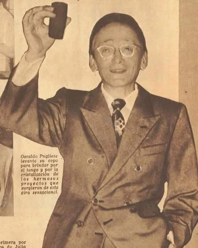 Cuando ingresé en la orquesta de Pugliese, fue Ruggiero mi referente imprescindible. Todo lo que aprendimos nosotros se lo debemos a lo que Ruggiero había dejado hecho con Pugliese.
DANIEL BINELLI